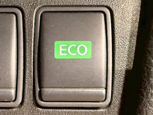 セレナ ハイウェイスター S-ハイブリッド (禁煙車)(後期型)(フリップダウンモニター)(両側パワースライドドア)(純正SDナビ)(クルーズコントロール)(バックカメラ)(アイドリングストップ)(ウォークスル)(ETC)(純正16インチAW)(49枚目)