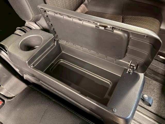 セレナ ハイウェイスター S-ハイブリッド (禁煙車)(後期型)(フリップダウンモニター)(両側パワースライドドア)(純正SDナビ)(クルーズコントロール)(バックカメラ)(アイドリングストップ)(ウォークスル)(ETC)(純正16インチAW)(54枚目)