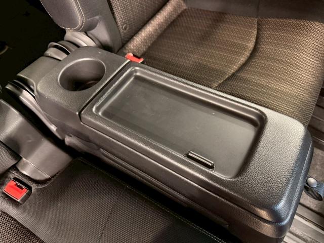 セレナ ハイウェイスター S-ハイブリッド (禁煙車)(後期型)(フリップダウンモニター)(両側パワースライドドア)(純正SDナビ)(クルーズコントロール)(バックカメラ)(アイドリングストップ)(ウォークスル)(ETC)(純正16インチAW)(60枚目)