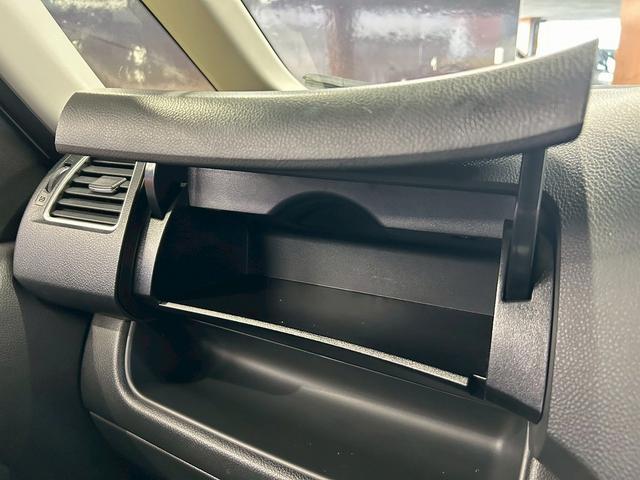 セレナ ハイウェイスター Vセレ+セーフティ SHV Aセフ (両側パワースライド)(純正SDナビ)(フリップダウンモニター)(アラウンドビューモニター)(クルーズコントロール)(エマージェンシーブレーキ)(バックカメラ)(ETC)(純正16インチAW)(35枚目)