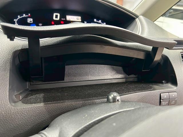 セレナ ハイウェイスター Vセレ+セーフティ SHV Aセフ (両側パワースライド)(純正SDナビ)(フリップダウンモニター)(アラウンドビューモニター)(クルーズコントロール)(エマージェンシーブレーキ)(バックカメラ)(ETC)(純正16インチAW)(43枚目)