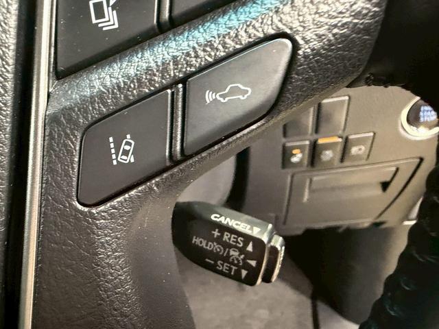 アルファード ２．５Ｓ　Ｃパッケージ　（禁煙車）（後期型）（黒本革シート）（純正ナビ）（後席モニター）（両側パワースライドドア）（シートヒーター＆クーラー）（パワーシート）（シートメモリ）（ウォークスルー）（ＥＴＣ）（純正１８インチＡＷ）（10枚目）