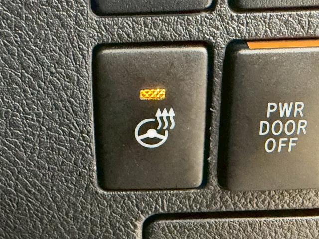 アルファード ２．５Ｓ　Ｃパッケージ　（禁煙車）（後期型）（黒本革シート）（純正ナビ）（後席モニター）（両側パワースライドドア）（シートヒーター＆クーラー）（パワーシート）（シートメモリ）（ウォークスルー）（ＥＴＣ）（純正１８インチＡＷ）（13枚目）