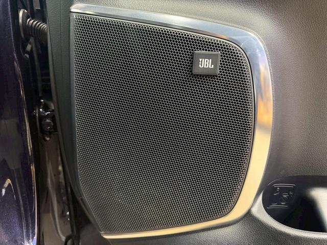 アルファード ２．５Ｓ　Ｃパッケージ　（禁煙車）（後期型）（黒本革シート）（純正ナビ）（後席モニター）（両側パワースライドドア）（シートヒーター＆クーラー）（パワーシート）（シートメモリ）（ウォークスルー）（ＥＴＣ）（純正１８インチＡＷ）（16枚目）