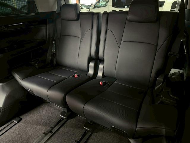 アルファード ２．５Ｓ　Ｃパッケージ　（禁煙車）（後期型）（黒本革シート）（純正ナビ）（後席モニター）（両側パワースライドドア）（シートヒーター＆クーラー）（パワーシート）（シートメモリ）（ウォークスルー）（ＥＴＣ）（純正１８インチＡＷ）（22枚目）