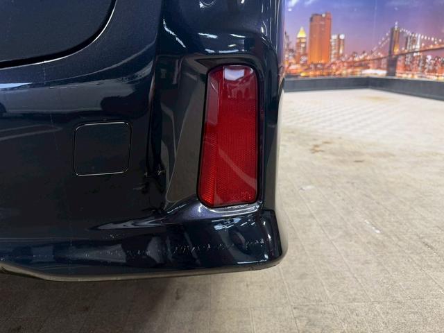 アルファード ２．５Ｓ　Ｃパッケージ　（禁煙車）（後期型）（黒本革シート）（純正ナビ）（後席モニター）（両側パワースライドドア）（シートヒーター＆クーラー）（パワーシート）（シートメモリ）（ウォークスルー）（ＥＴＣ）（純正１８インチＡＷ）（52枚目）