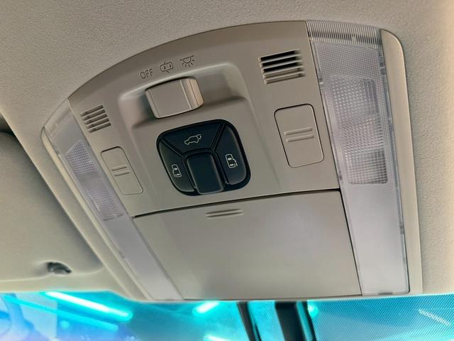 アルファード ３５０Ｓ　Ｃパッケージ　（４ＷＤ）（禁煙車）（後期型）（黒本革シート）（両側パワスラ）（純正ＨＤＤナビ）（全周囲カメラ）（クルーズコントロール）（シートメモリ）（シートヒータ）（コーナーセンサー）（ＥＴＣ）（純正１８ＡＷ）（31枚目）