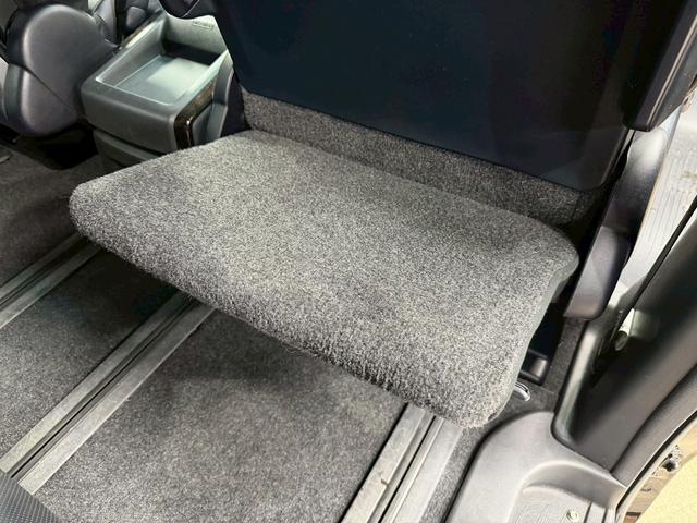 アルファード ３５０Ｓ　Ｃパッケージ　（４ＷＤ）（禁煙車）（後期型）（黒本革シート）（両側パワスラ）（純正ＨＤＤナビ）（全周囲カメラ）（クルーズコントロール）（シートメモリ）（シートヒータ）（コーナーセンサー）（ＥＴＣ）（純正１８ＡＷ）（45枚目）