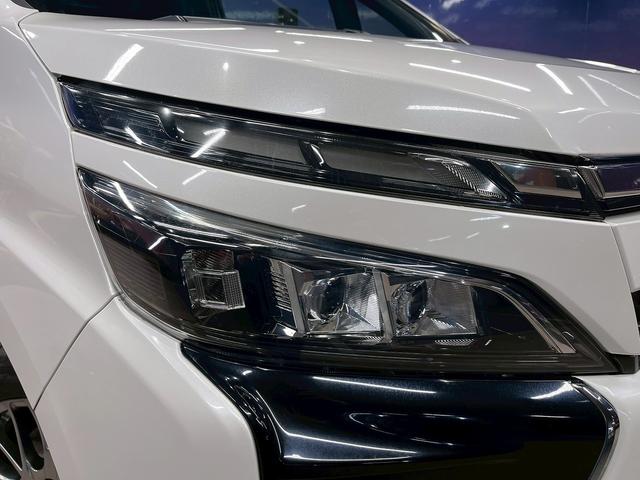 ヴォクシー ハイブリッドＺＳ　トヨタセーフティセンス（禁煙車）（後期型）（フリップダウンモニター）（社外ＳＤナビ）（クルーズコントロール）（シートヒーター）（バックカメラ）（オートマチックハイビーム）（純正１６インチＡＷ）（63枚目）