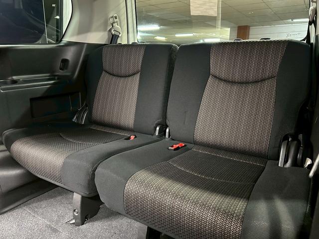 セレナ ハイウェイスター S-ハイブリッド (禁煙車)(後期型)(両側パワースライド)(SDナビ)(バックカメラ)(クルーズコントロール)(レーンアシスト)(ETC)(アイドリングストップ)(HID)(プッシュ&スマートキー)(純正16AW)(38枚目)