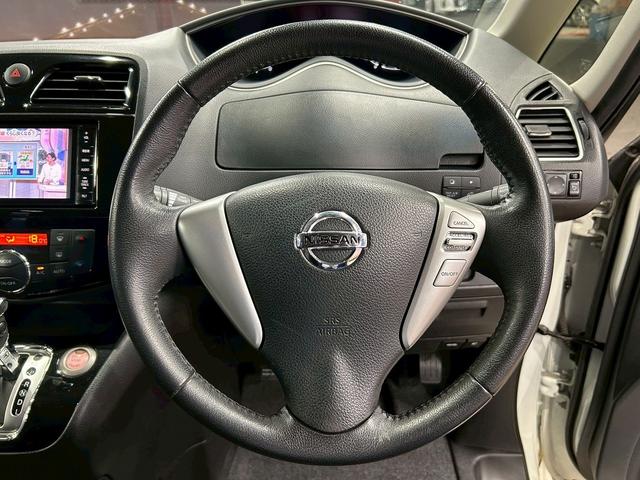 セレナ ハイウェイスター S-ハイブリッド (禁煙車)(後期型)(両側パワースライド)(SDナビ)(バックカメラ)(クルーズコントロール)(レーンアシスト)(ETC)(アイドリングストップ)(HID)(プッシュ&スマートキー)(純正16AW)(42枚目)