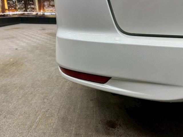 セレナ ハイウェイスター S-ハイブリッド (禁煙車)(後期型)(両側パワースライド)(SDナビ)(バックカメラ)(クルーズコントロール)(レーンアシスト)(ETC)(アイドリングストップ)(HID)(プッシュ&スマートキー)(純正16AW)(54枚目)