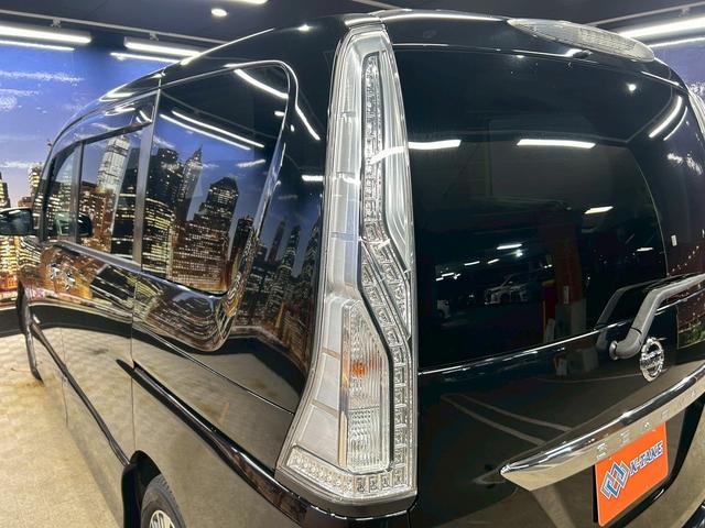 セレナ ハイウェイスター　Ｓ－ハイブリッド　（禁煙車）（８人乗り）（後期型）（両側パワースライドドア）（純正ＳＤナビ）（エマージェンシーブレーキ）（フルセグ（クルーズコントロール）（ＥＴＣ）（フォグライト）（ＬＥＤ）（純正１６インチＡＷ）（42枚目）