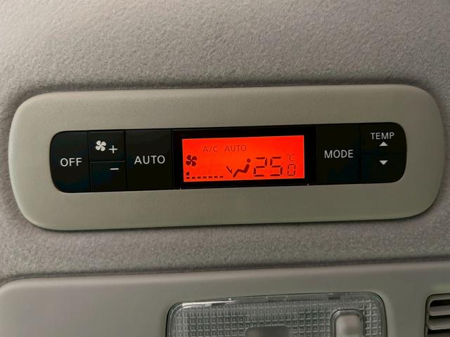 セレナ ハイウェイスター　Ｓ－ハイブリッド　（禁煙車）（８人乗り）（後期型）（両側パワースライドドア）（純正ＳＤナビ）（エマージェンシーブレーキ）（フルセグ（クルーズコントロール）（ＥＴＣ）（フォグライト）（ＬＥＤ）（純正１６インチＡＷ）（47枚目）