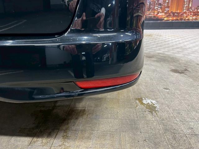 セレナ ハイウェイスター　Ｓ－ハイブリッド　（禁煙車）（８人乗り）（後期型）（両側パワースライドドア）（純正ＳＤナビ）（エマージェンシーブレーキ）（フルセグ（クルーズコントロール）（ＥＴＣ）（フォグライト）（ＬＥＤ）（純正１６インチＡＷ）（65枚目）