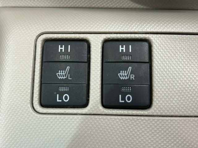 エスティマハイブリッド Ｇ　レザーパッケージ　（禁煙車）（７人乗り）（両側電動ドア）（フリップダウンモニター）（純正ＨＤＤナビ）（電動リアゲート）（シートヒーター）（パワーシート）（バックカメラ）（コーナーセンサー）（純正１７インチＡＷ）（12枚目）