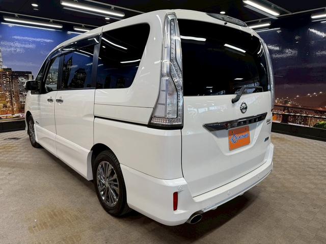 セレナ ライダーブラックラインＳ－ＨＶアドバンスドセーフティ　（禁煙車）（後期型）（両側パワースライドドア）（エマージェンシーブレーキ）（純正ＳＤナビ）（アラウンドビューモニター）（ビルトインＥＴＣ）（クルコン）（ＬＥＤヘッドライト）（純正１６インチＡＷ）（26枚目）