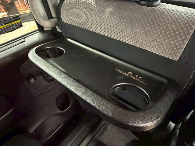 セレナ ライダーブラックラインＳ－ＨＶアドバンスドセーフティ　（禁煙車）（後期型）（両側パワースライドドア）（エマージェンシーブレーキ）（純正ＳＤナビ）（アラウンドビューモニター）（ビルトインＥＴＣ）（クルコン）（ＬＥＤヘッドライト）（純正１６インチＡＷ）（49枚目）