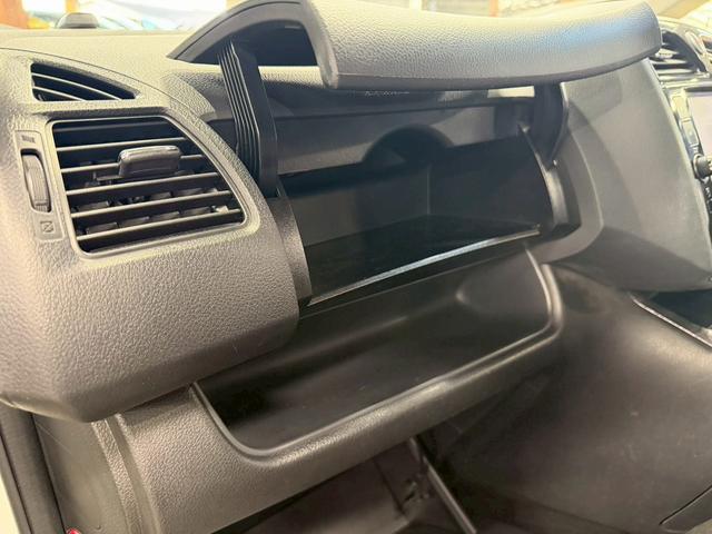 セレナ ライダーブラックラインＳ－ＨＶアドバンスドセーフティ　（禁煙車）（後期型）（両側パワースライドドア）（エマージェンシーブレーキ）（純正ＳＤナビ）（アラウンドビューモニター）（ビルトインＥＴＣ）（クルコン）（ＬＥＤヘッドライト）（純正１６インチＡＷ）（52枚目）