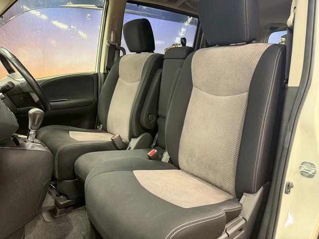 セレナ ライダーブラックラインＳ－ＨＶアドバンスドセーフティ　（禁煙車）（後期型）（両側パワースライドドア）（エマージェンシーブレーキ）（純正ＳＤナビ）（アラウンドビューモニター）（ビルトインＥＴＣ）（クルコン）（ＬＥＤヘッドライト）（純正１６インチＡＷ）（65枚目）