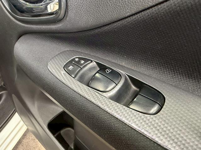 セレナ ライダーブラックラインＳ－ＨＶアドバンスドセーフティ　（禁煙車）（後期型）（両側パワースライドドア）（エマージェンシーブレーキ）（純正ＳＤナビ）（アラウンドビューモニター）（ビルトインＥＴＣ）（クルコン）（ＬＥＤヘッドライト）（純正１６インチＡＷ）（72枚目）