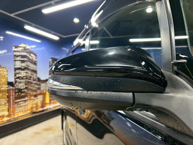 ノア ハイブリッドＸ　（禁煙車）（ＴＲＤフルエアロ）（後期型）（両側パワースライドドア）（純正ナビ）（フリップダウンモニター）（クルーズコントロール）（バックカメラ）（シートヒーター）（ＥＴＣ）（純正１５インチＡＷ）（16枚目）