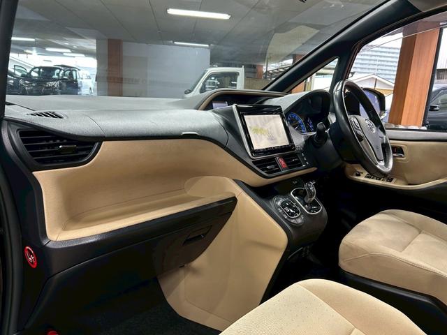 ノア ハイブリッドＸ　（禁煙車）（ＴＲＤフルエアロ）（後期型）（両側パワースライドドア）（純正ナビ）（フリップダウンモニター）（クルーズコントロール）（バックカメラ）（シートヒーター）（ＥＴＣ）（純正１５インチＡＷ）（35枚目）