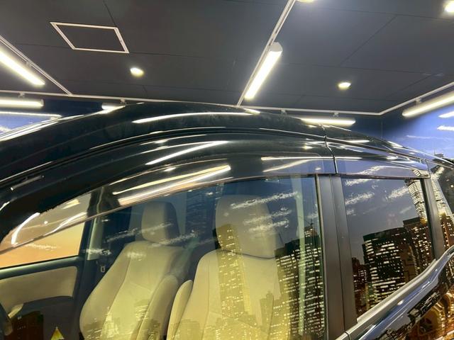 ノア ハイブリッドＸ　（禁煙車）（ＴＲＤフルエアロ）（後期型）（両側パワースライドドア）（純正ナビ）（フリップダウンモニター）（クルーズコントロール）（バックカメラ）（シートヒーター）（ＥＴＣ）（純正１５インチＡＷ）（59枚目）