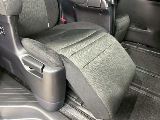 アルファード 240S Cパッケージ (禁煙車)(後期型)(両側パワースライドドア)(アルパインナビ)(パワーバックドア)(クルーズコントロール)(クリアランスソナー)(バックカメラ)(ビルトインETC)(純正18インチAW)(40枚目)