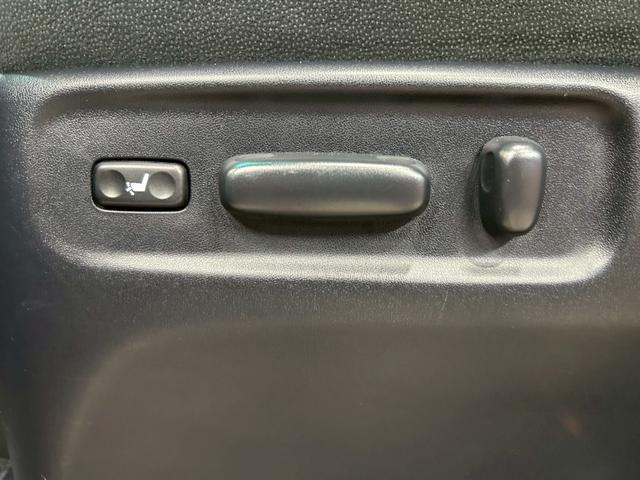 アルファード 240S Cパッケージ (禁煙車)(後期型)(両側パワースライドドア)(アルパインナビ)(パワーバックドア)(クルーズコントロール)(クリアランスソナー)(バックカメラ)(ビルトインETC)(純正18インチAW)(54枚目)