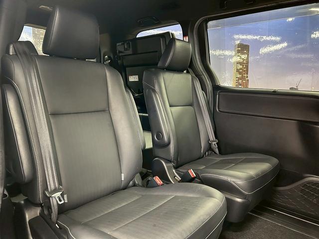 車内もキレイで嫌な臭いもありません☆車内の臭い、汚れが気になる方は内装のスチームクリーナーも施工可能です♪