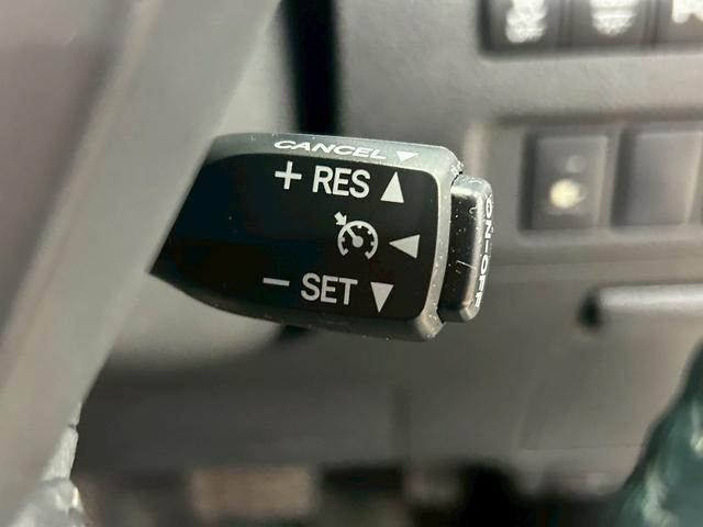 アルファード 240S タイプゴールド (禁煙車)(後期型)(ハーフレザー)(両側パワスラ)(フリップダウンモニター)(純正HDDナビ)(バックカメラ)(クルーズコントロール)(パワーバックドア)(ビルトインETC)(純正18インチAW)(10枚目)