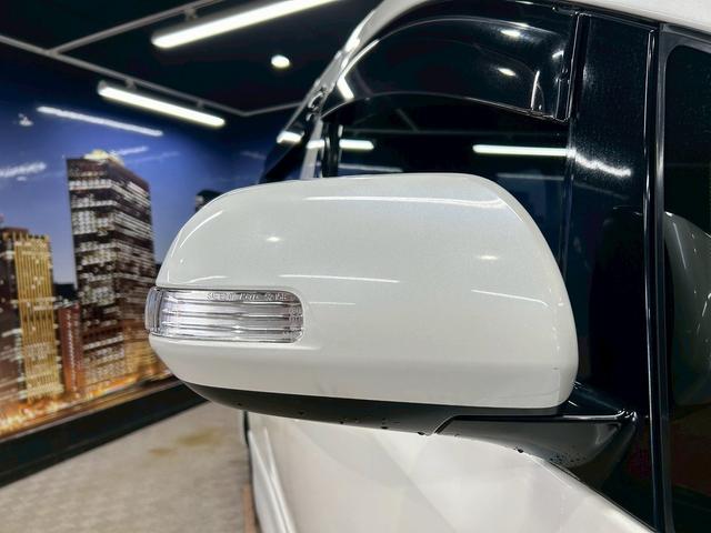 アルファード 240S タイプゴールド (禁煙車)(後期型)(ハーフレザー)(両側パワスラ)(フリップダウンモニター)(純正HDDナビ)(バックカメラ)(クルーズコントロール)(パワーバックドア)(ビルトインETC)(純正18インチAW)(17枚目)