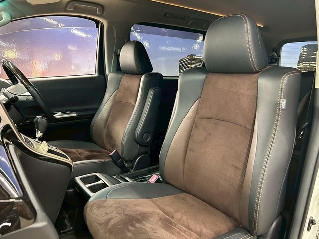 アルファード 240S タイプゴールド (禁煙車)(後期型)(ハーフレザー)(両側パワスラ)(フリップダウンモニター)(純正HDDナビ)(バックカメラ)(クルーズコントロール)(パワーバックドア)(ビルトインETC)(純正18インチAW)(35枚目)