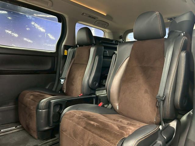 アルファード 240S タイプゴールド (禁煙車)(後期型)(ハーフレザー)(両側パワスラ)(フリップダウンモニター)(純正HDDナビ)(バックカメラ)(クルーズコントロール)(パワーバックドア)(ビルトインETC)(純正18インチAW)(36枚目)