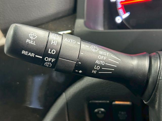 アルファード 240S タイプゴールド (禁煙車)(後期型)(ハーフレザー)(両側パワスラ)(フリップダウンモニター)(純正HDDナビ)(バックカメラ)(クルーズコントロール)(パワーバックドア)(ビルトインETC)(純正18インチAW)(44枚目)