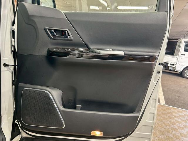 アルファード 240S タイプゴールド (禁煙車)(後期型)(ハーフレザー)(両側パワスラ)(フリップダウンモニター)(純正HDDナビ)(バックカメラ)(クルーズコントロール)(パワーバックドア)(ビルトインETC)(純正18インチAW)(48枚目)