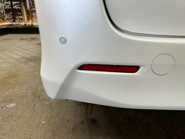 アルファード 240S タイプゴールド (禁煙車)(後期型)(ハーフレザー)(両側パワスラ)(フリップダウンモニター)(純正HDDナビ)(バックカメラ)(クルーズコントロール)(パワーバックドア)(ビルトインETC)(純正18インチAW)(50枚目)