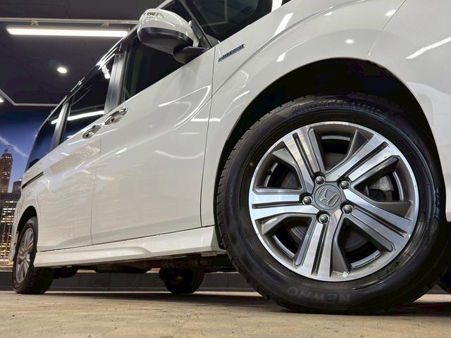 ステップワゴンスパーダ スパーダハイブリッド　Ｇ　ホンダセンシング　（禁煙車）（後期型）（両側パワースライド）（純正ナビ）（バックカメラ）（レーダークルーズ）（オートブレーキホールド）（ビルトインＥＴＣ）（ＬＥＤヘッド）（Ｂｌｕｅｔｏｏｔｈ対応）（純正１６インチＡＷ）（17枚目）