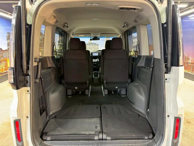 ステップワゴンスパーダ スパーダハイブリッド　Ｇ　ホンダセンシング　（禁煙車）（後期型）（両側パワースライド）（純正ナビ）（バックカメラ）（レーダークルーズ）（オートブレーキホールド）（ビルトインＥＴＣ）（ＬＥＤヘッド）（Ｂｌｕｅｔｏｏｔｈ対応）（純正１６インチＡＷ）（18枚目）