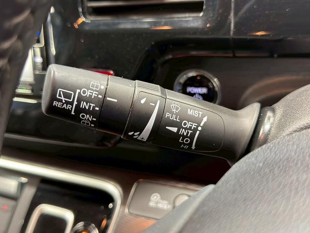 ステップワゴンスパーダ スパーダハイブリッド　Ｇ　ホンダセンシング　（禁煙車）（後期型）（両側パワースライド）（純正ナビ）（バックカメラ）（レーダークルーズ）（オートブレーキホールド）（ビルトインＥＴＣ）（ＬＥＤヘッド）（Ｂｌｕｅｔｏｏｔｈ対応）（純正１６インチＡＷ）（33枚目）