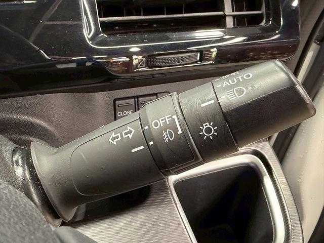 ステップワゴンスパーダ スパーダハイブリッド　Ｇ　ホンダセンシング　（禁煙車）（後期型）（両側パワースライド）（純正ナビ）（バックカメラ）（レーダークルーズ）（オートブレーキホールド）（ビルトインＥＴＣ）（ＬＥＤヘッド）（Ｂｌｕｅｔｏｏｔｈ対応）（純正１６インチＡＷ）（35枚目）