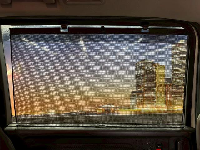 ステップワゴンスパーダ スパーダハイブリッド　Ｇ　ホンダセンシング　（禁煙車）（後期型）（両側パワースライド）（純正ナビ）（バックカメラ）（レーダークルーズ）（オートブレーキホールド）（ビルトインＥＴＣ）（ＬＥＤヘッド）（Ｂｌｕｅｔｏｏｔｈ対応）（純正１６インチＡＷ）（42枚目）