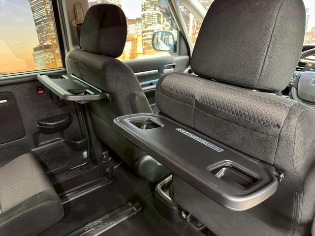 ステップワゴンスパーダ スパーダハイブリッド　Ｇ　ホンダセンシング　（禁煙車）（後期型）（両側パワースライド）（純正ナビ）（バックカメラ）（レーダークルーズ）（オートブレーキホールド）（ビルトインＥＴＣ）（ＬＥＤヘッド）（Ｂｌｕｅｔｏｏｔｈ対応）（純正１６インチＡＷ）（43枚目）