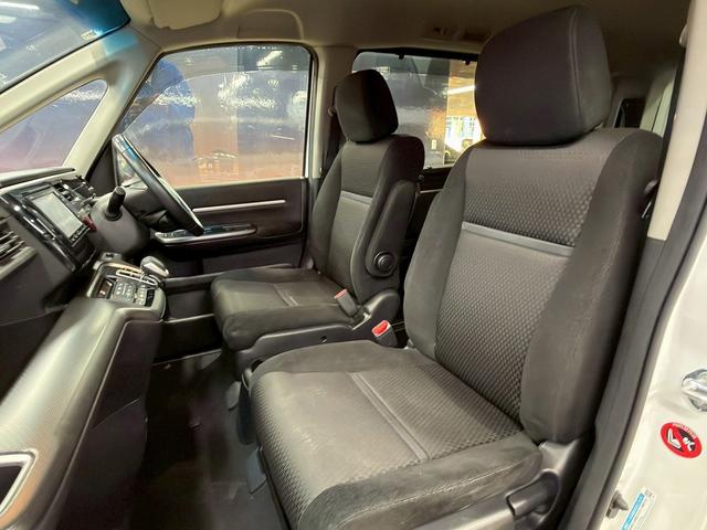 ステップワゴンスパーダ スパーダハイブリッド　Ｇ　ホンダセンシング　（禁煙車）（後期型）（両側パワースライド）（純正ナビ）（バックカメラ）（レーダークルーズ）（オートブレーキホールド）（ビルトインＥＴＣ）（ＬＥＤヘッド）（Ｂｌｕｅｔｏｏｔｈ対応）（純正１６インチＡＷ）（48枚目）