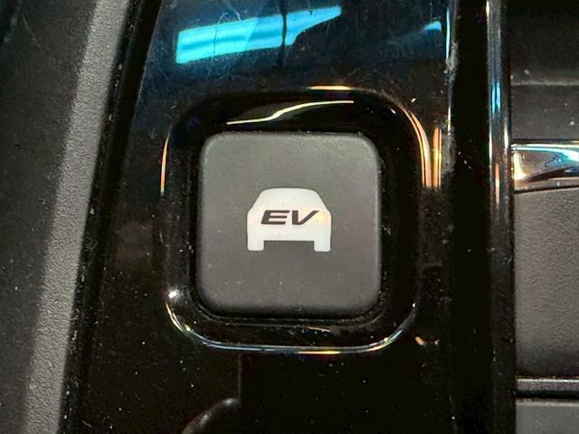 ステップワゴンスパーダ スパーダハイブリッド　Ｇ　ホンダセンシング　（禁煙車）（後期型）（両側パワースライド）（純正ナビ）（バックカメラ）（レーダークルーズ）（オートブレーキホールド）（ビルトインＥＴＣ）（ＬＥＤヘッド）（Ｂｌｕｅｔｏｏｔｈ対応）（純正１６インチＡＷ）（63枚目）