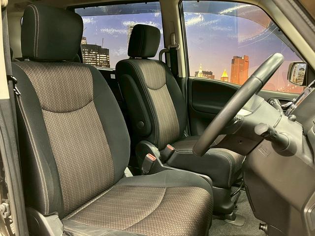 セレナ ハイウェイスター　Ｖセレクション＋セーフティ　ＳＨＶ　（禁煙車）（後期型）（フリップダウンモニター）（両側パワースライド）（純正ＳＤナビ）（バックカメラ）（クルーズコントロール）（ビルトインＥＴＣ）（ウォークスルー）（フォグランプ）（純正１６インチＡＷ）（15枚目）