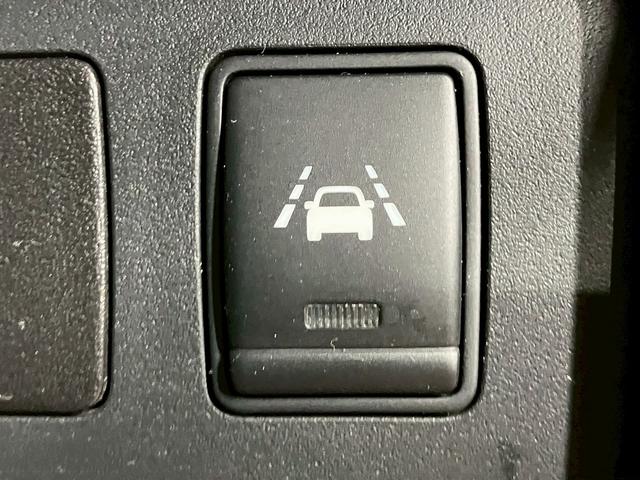 セレナ ハイウェイスター　Ｖセレクション＋セーフティ　ＳＨＶ　（禁煙車）（後期型）（フリップダウンモニター）（両側パワースライド）（純正ＳＤナビ）（バックカメラ）（クルーズコントロール）（ビルトインＥＴＣ）（ウォークスルー）（フォグランプ）（純正１６インチＡＷ）（47枚目）