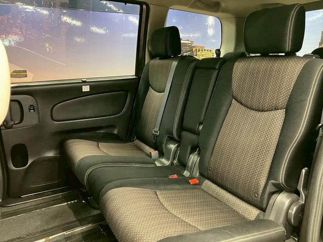 セレナ ハイウェイスター　Ｖセレクション＋セーフティ　ＳＨＶ　（禁煙車）（後期型）（フリップダウンモニター）（両側パワースライド）（純正ＳＤナビ）（バックカメラ）（クルーズコントロール）（ビルトインＥＴＣ）（ウォークスルー）（フォグランプ）（純正１６インチＡＷ）（51枚目）