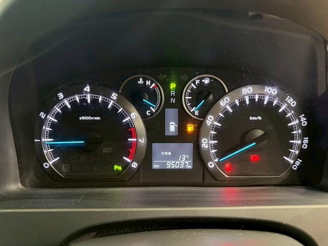 アルファード ２４０Ｓ　Ｃパッケージ　（禁煙車）（後期型）（７人乗り）（両側パワースライドドア）（ツインムーンルーフ）（純正ＳＤナビ）（ケンスタイルエアロ）（パワーバックドア）（クリアランスソナー）（クルーズコントロール）（70枚目）